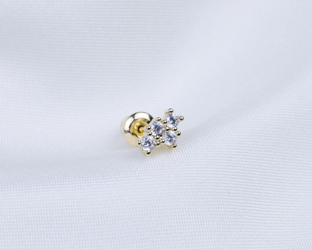 14k gold plated oorknopje met een cluster van zirkonia stenen