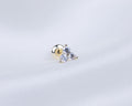 14k gold plated zirkonia oorknopje in de vorm van een driehoek